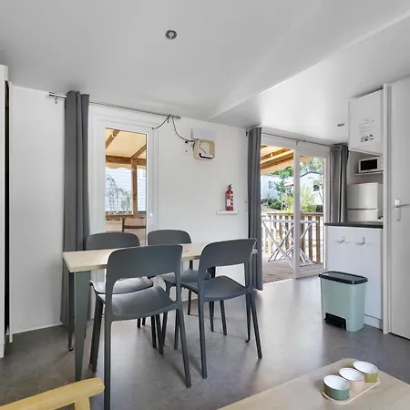 Cap Ferret Les 1 Tatil parkı 4*
